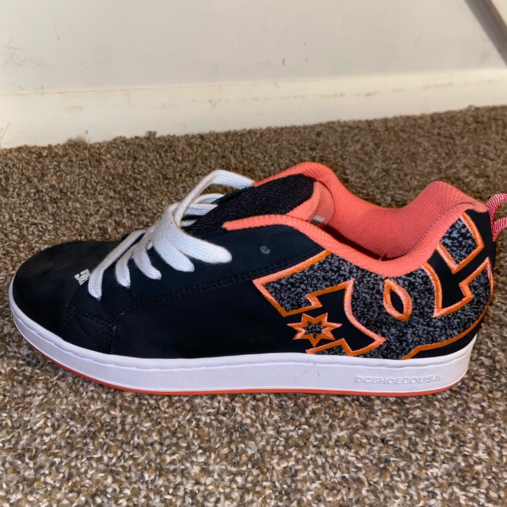 DC Skate Shoes